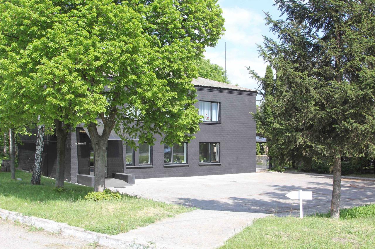 Hotel Black Cube Tripolye Exterior foto
