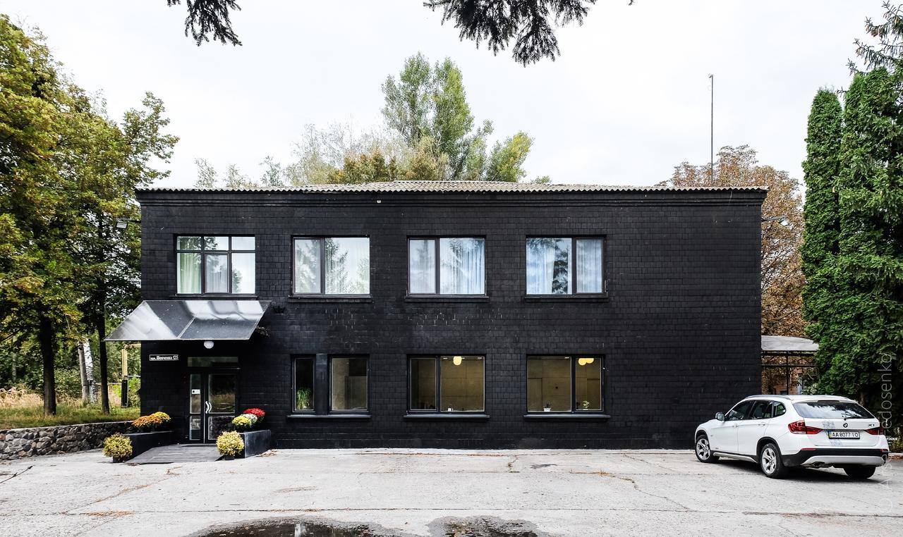Hotel Black Cube Tripolye Exterior foto